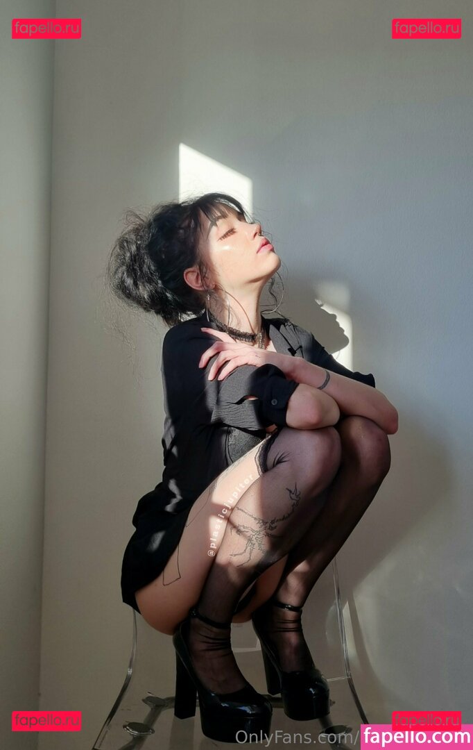 Plasticjupiter / arlenv1 / plasticneptune / victoria Onlyfans Photo Gallery 