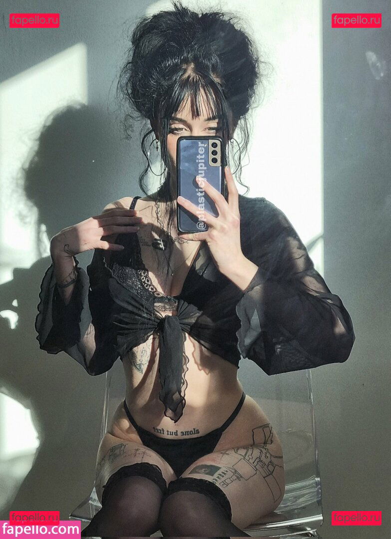 Plasticjupiter / arlenv1 / plasticneptune / victoria Onlyfans Photo Gallery 