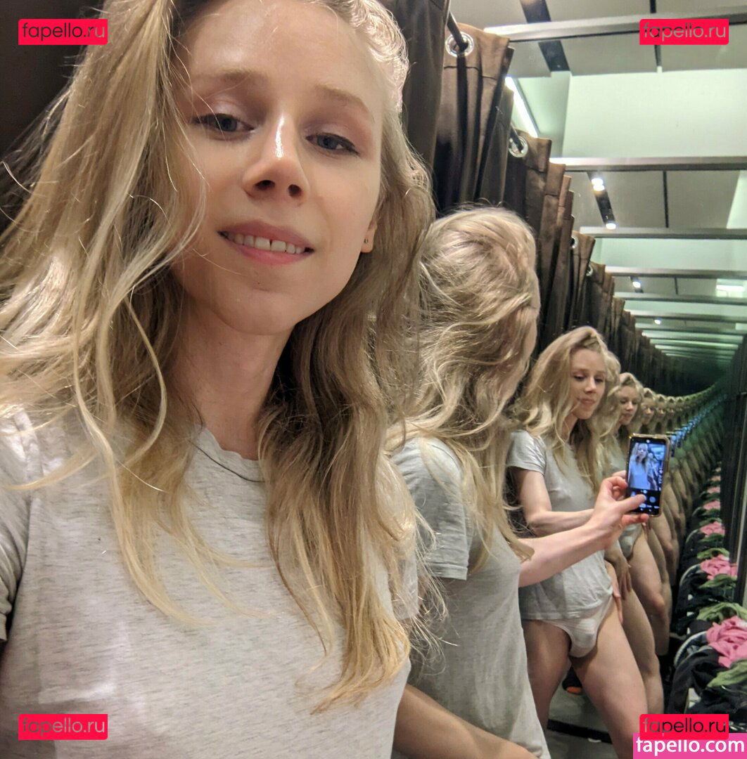 julia_jane / juliajanemusic / realjuliajane Onlyfans Photo Gallery 