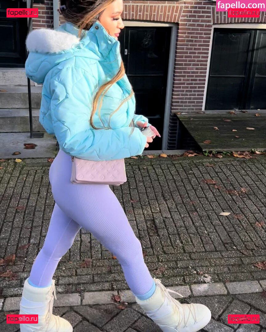 Rhi.clare_ / RhiClare / https: / rhiannonclare Onlyfans Photo Gallery 