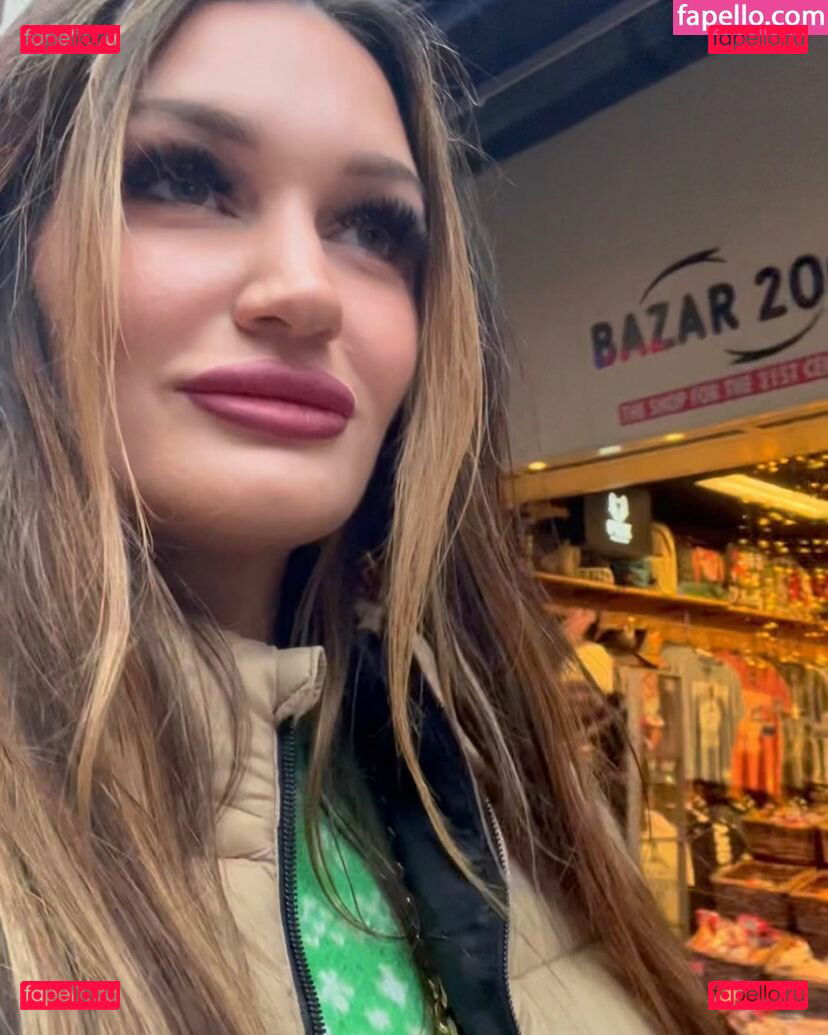 Rhi.clare_ / RhiClare / https: / rhiannonclare Onlyfans Photo Gallery 