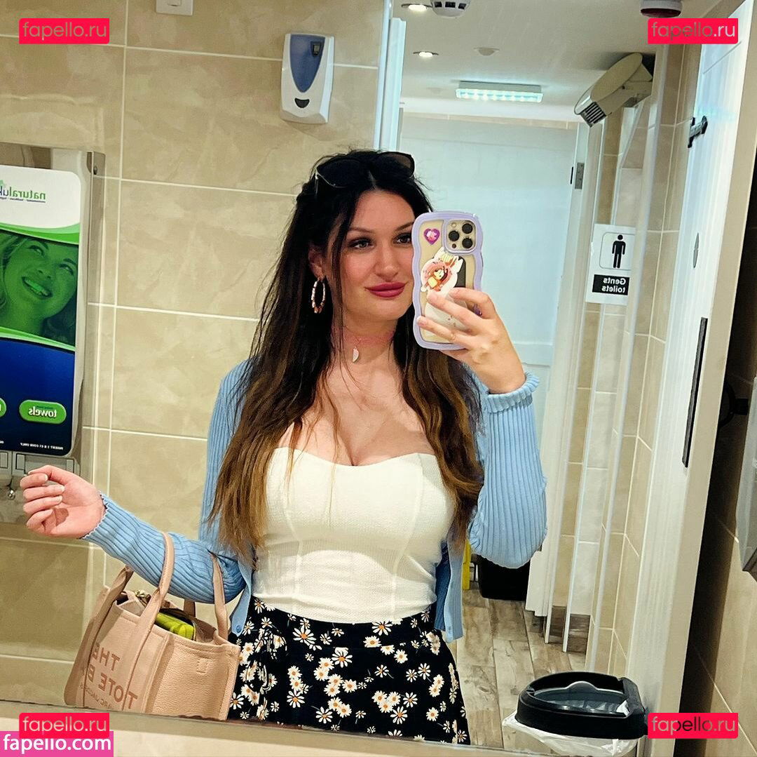 Rhi.clare_ / RhiClare / https: / rhiannonclare Onlyfans Photo Gallery 