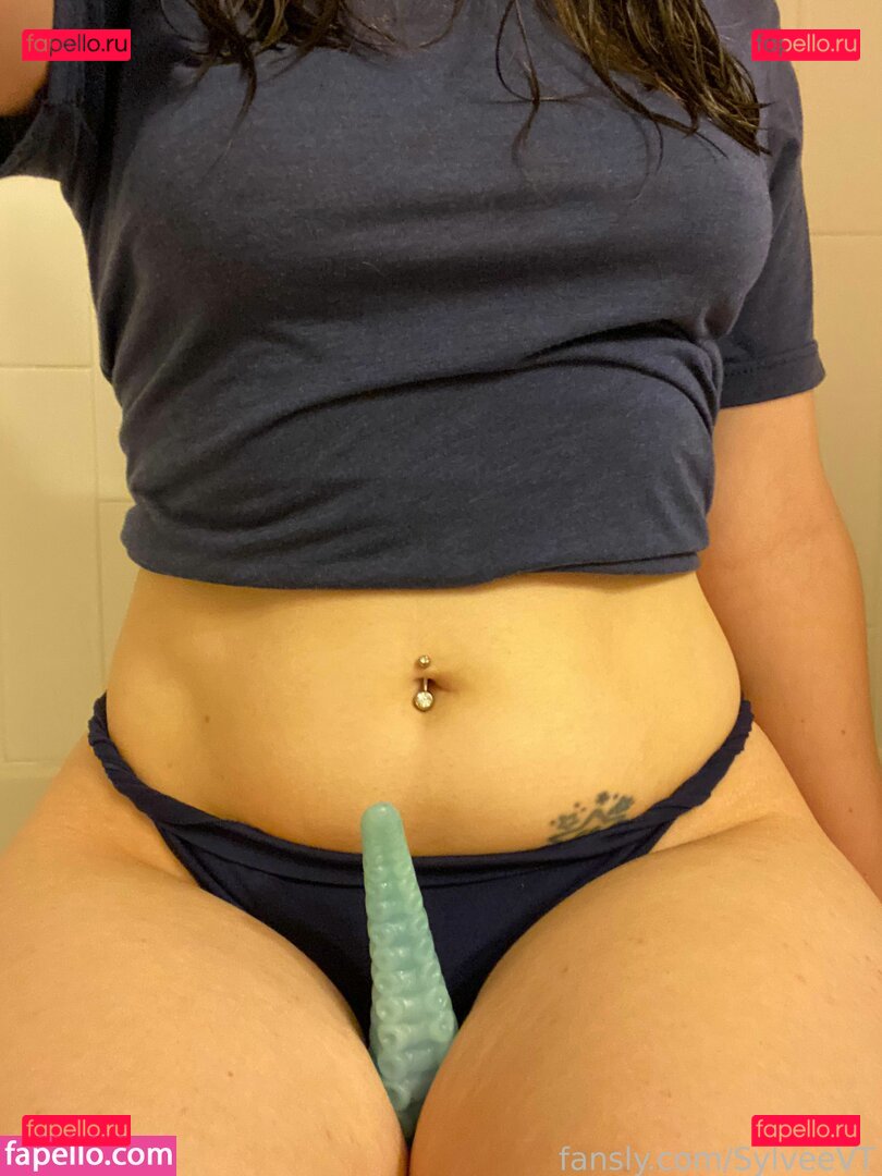 Sylvee / SylveeVT / ashhbearr_ / Onlyfans Photo Gallery 