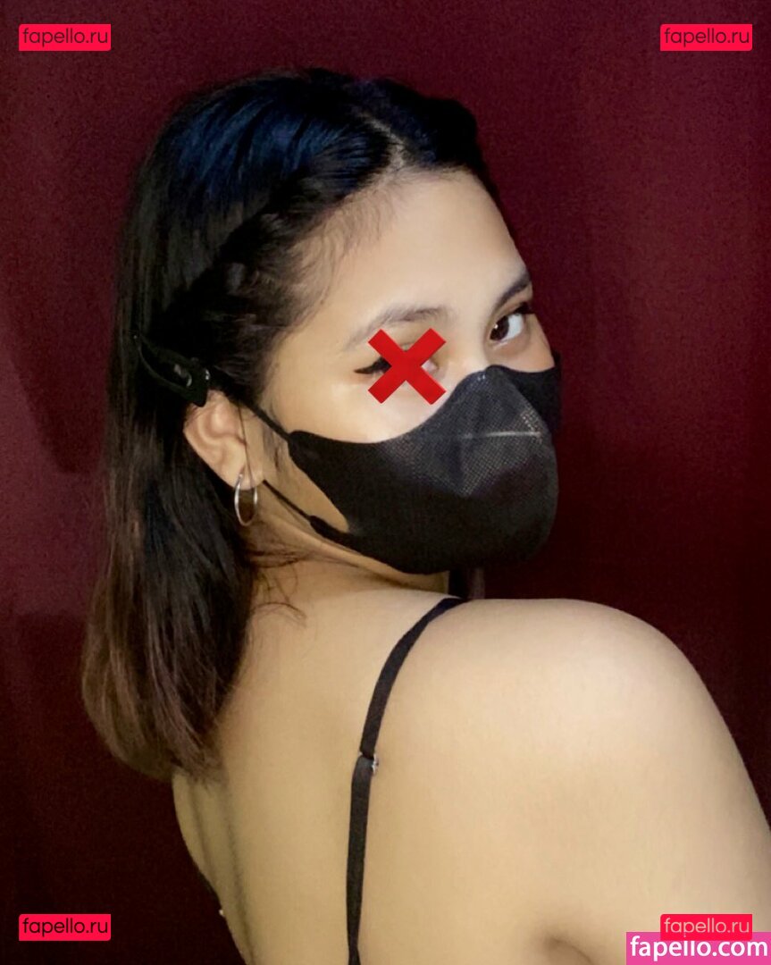 Straw / Strwbrrsh / strawbootyy / strawbystraw Onlyfans Photo Gallery 