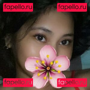 Straw / Strwbrrsh / strawbootyy / strawbystraw Onlyfans Photo Gallery 