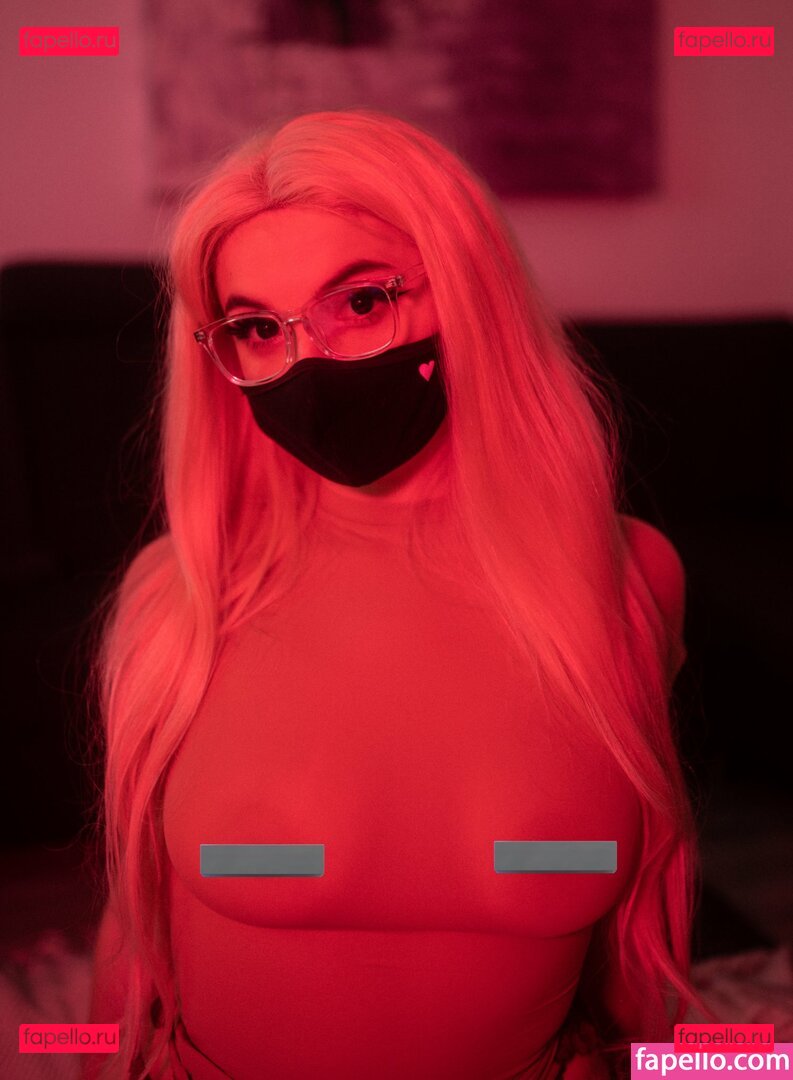 Aurelia Baker / aureliabakerx Onlyfans Photo Gallery 