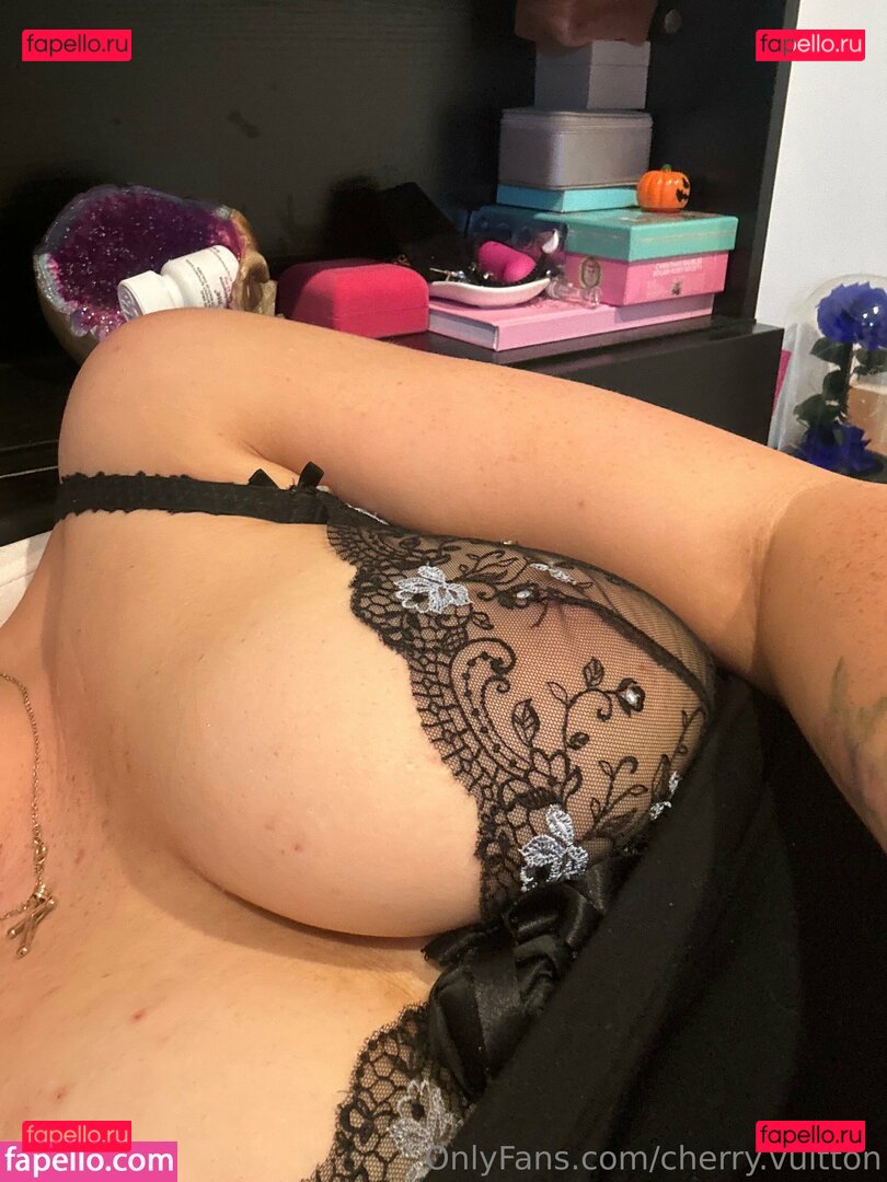 cherry.vuitton Onlyfans Photo Gallery 