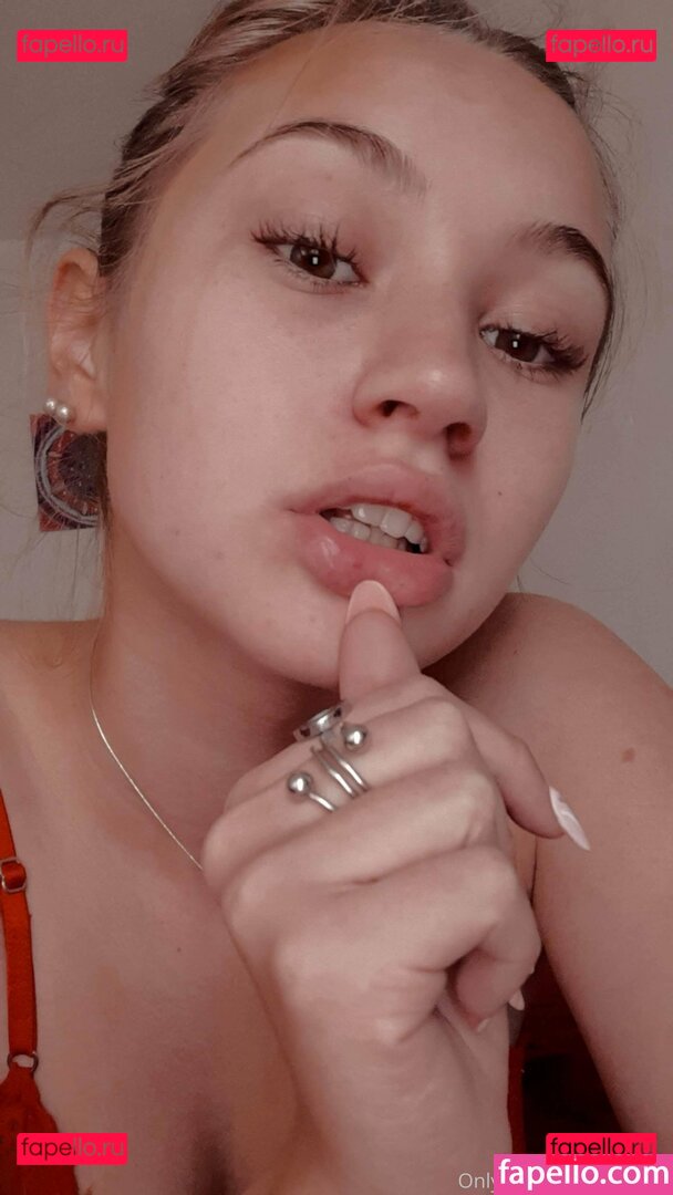 conni55 / conni557 Onlyfans Photo Gallery 