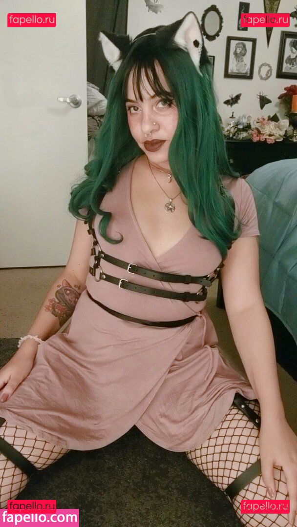 otterbee / otterbeecreative Onlyfans Photo Gallery 