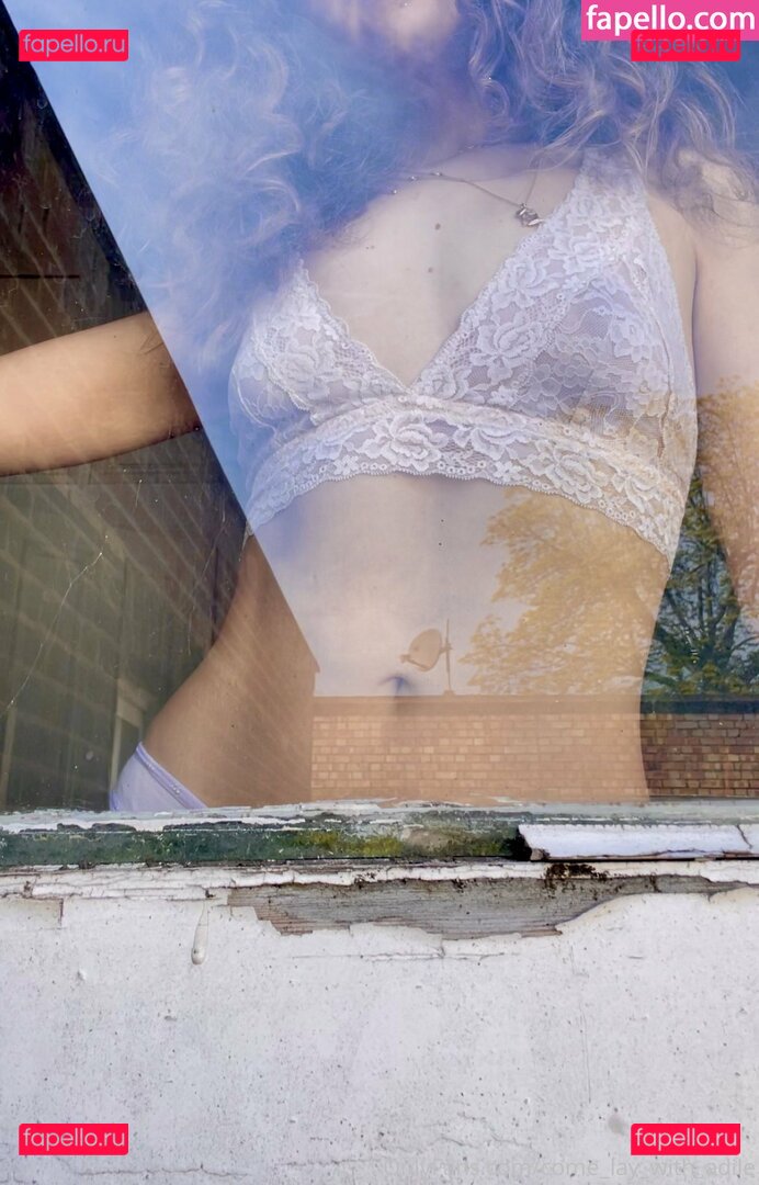 come_lay_with_adile / liz_05_dixson Onlyfans Photo Gallery 