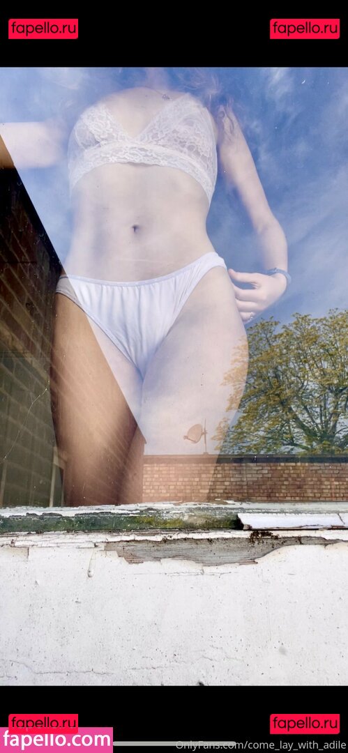 come_lay_with_adile / liz_05_dixson Onlyfans Photo Gallery 