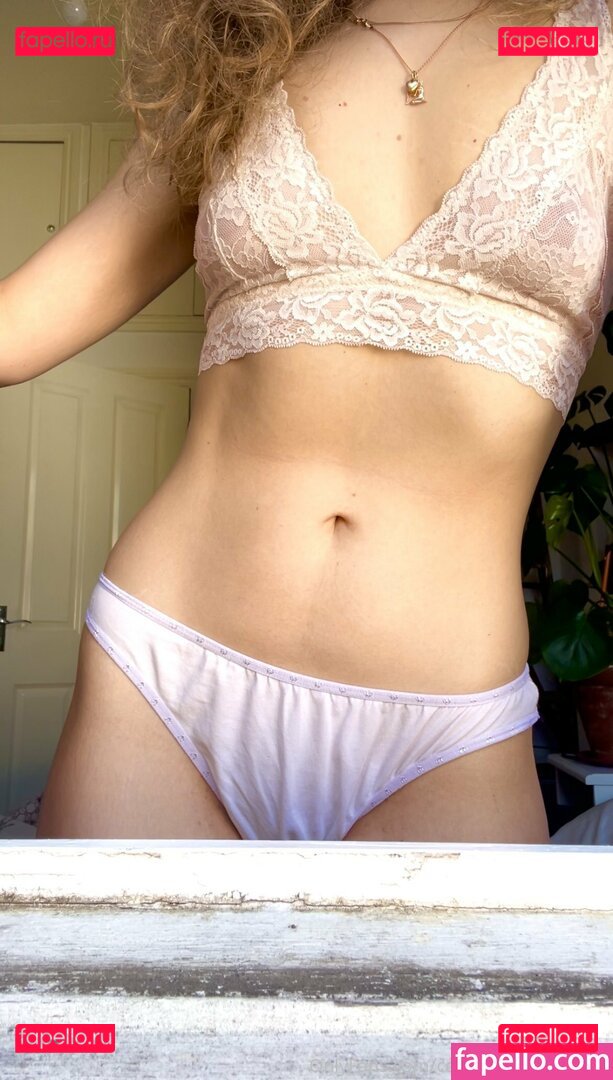 come_lay_with_adile / liz_05_dixson Onlyfans Photo Gallery 