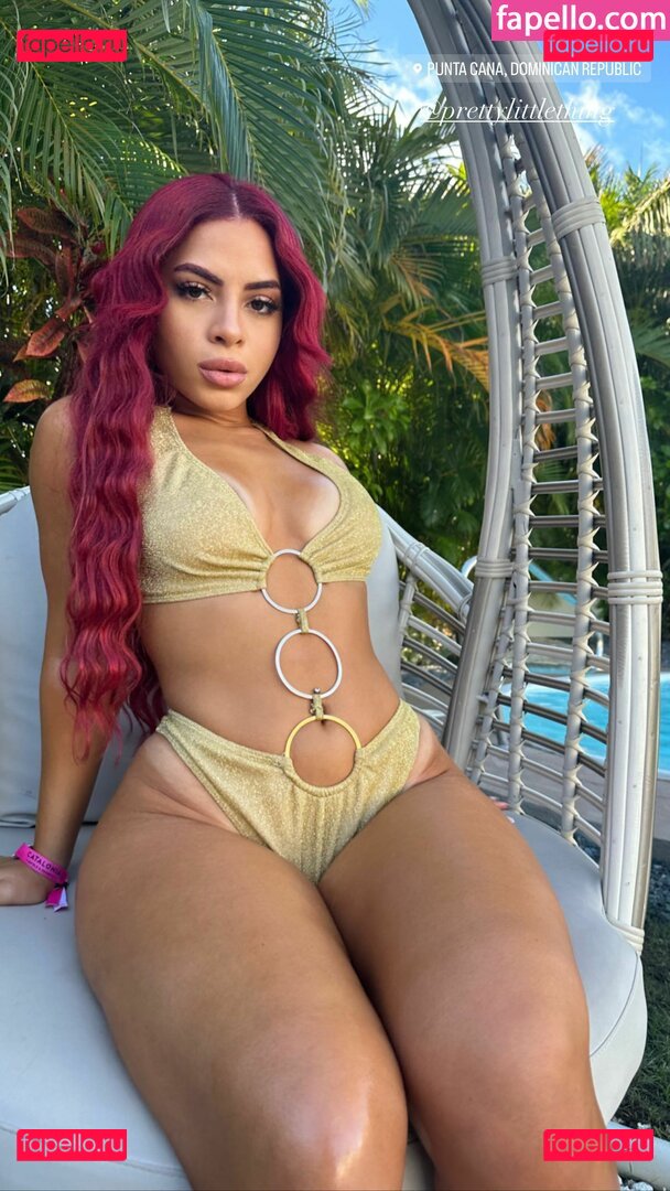 realkarladamaris / thick_gurl101 Onlyfans Photo Gallery 