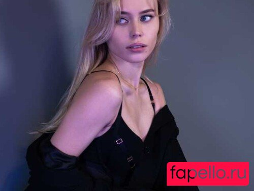 MariMoore / marimoore.inst Nude Onlyfans Photo 19