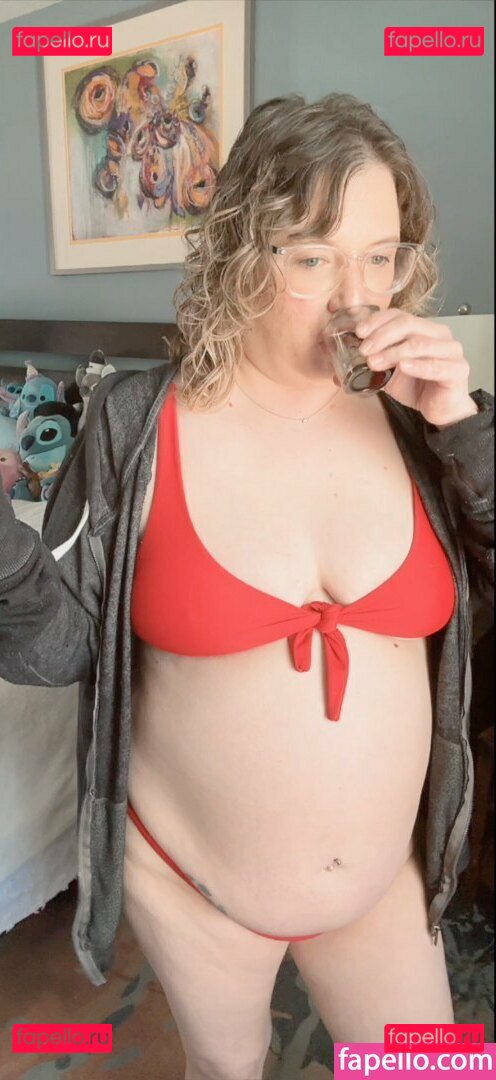 thatoneamy44 Onlyfans Photo Gallery 