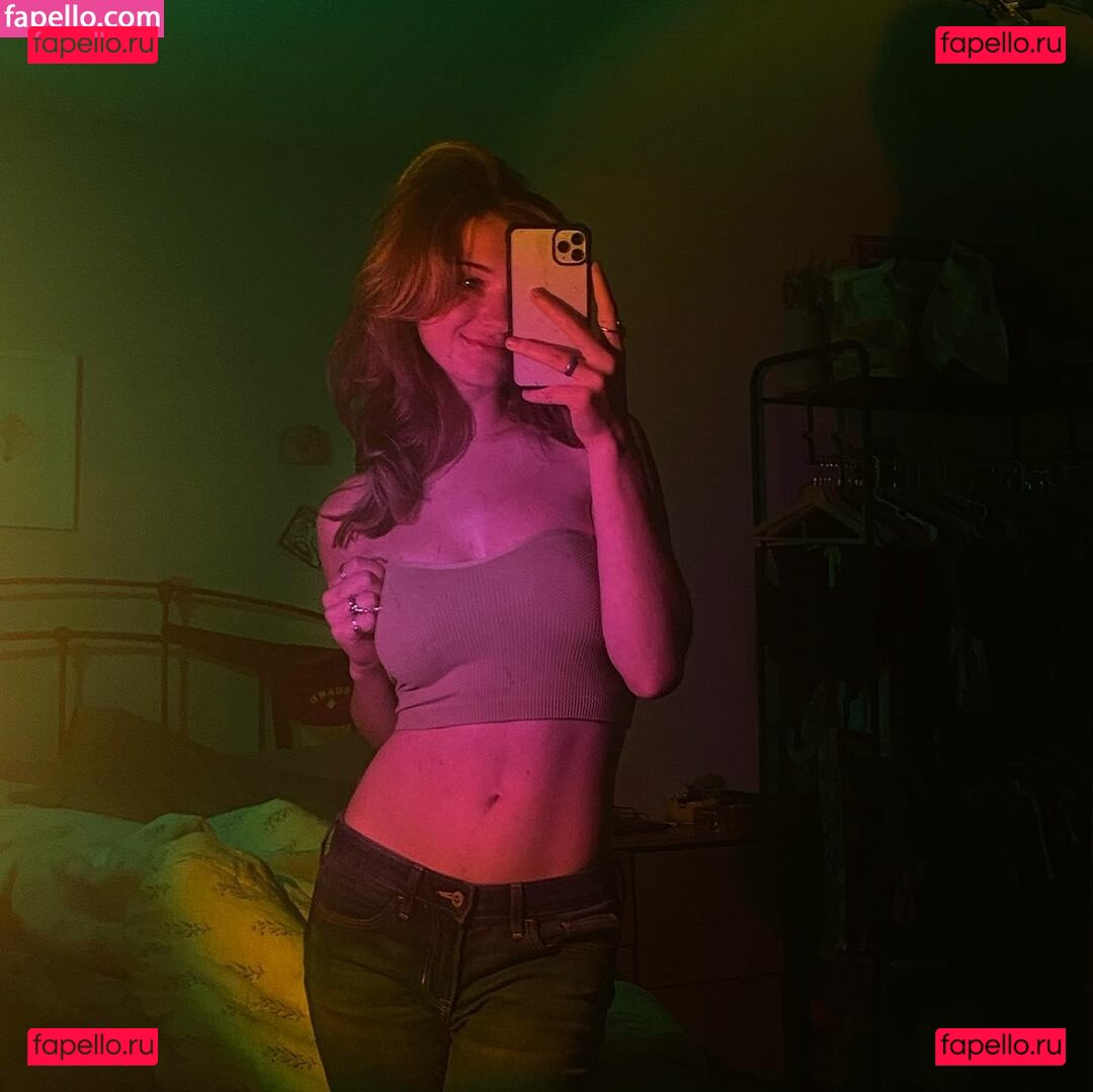 Alyce Fleur / Lolwhatgod / aly.dieu / alycefleur Onlyfans Photo Gallery 