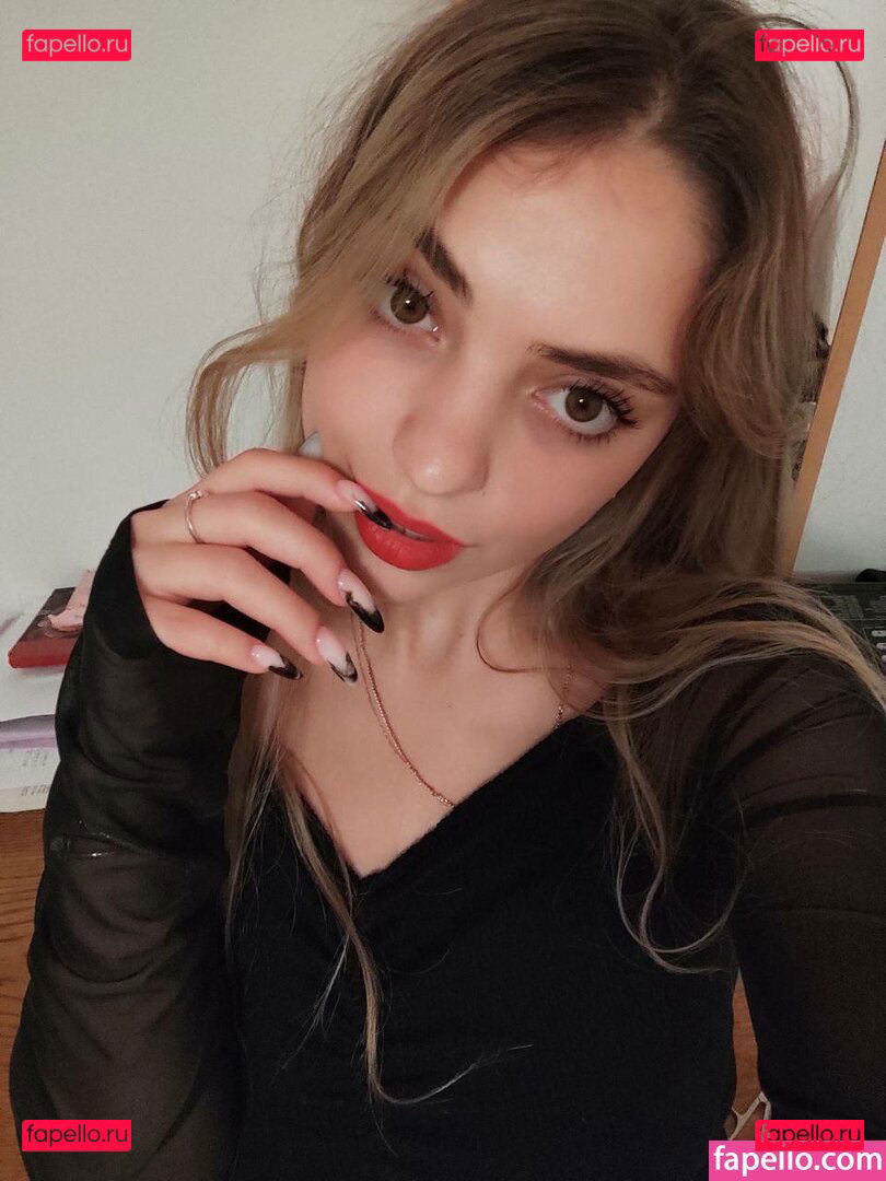 Monica / monica01.03 / monica013 Onlyfans Photo Gallery 