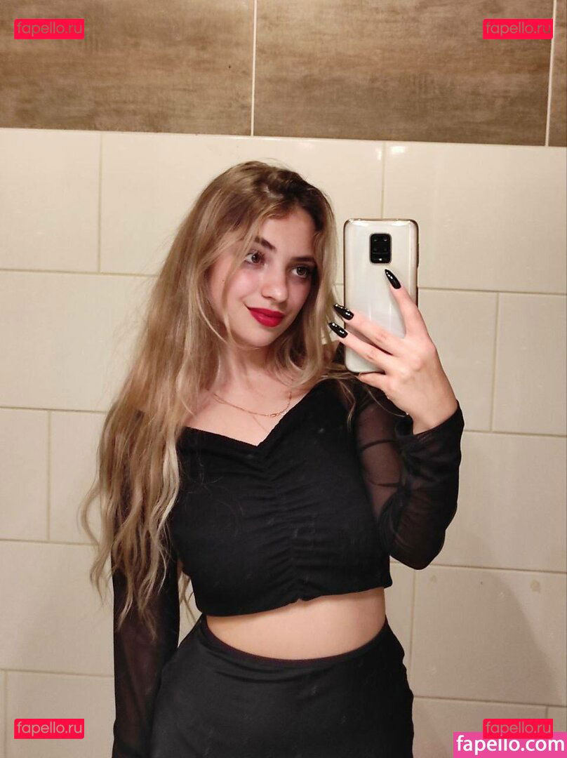 Monica / monica01.03 / monica013 Onlyfans Photo Gallery 