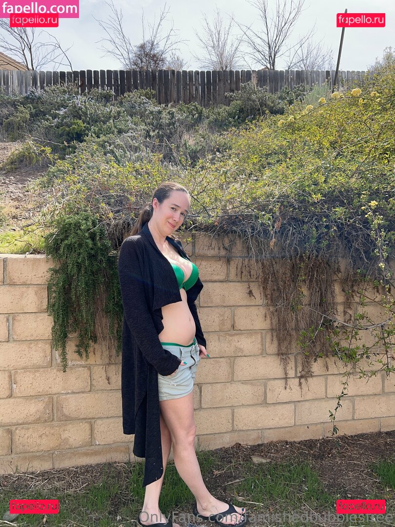 famishedbubblesfree Nude Onlyfans Photo 10
