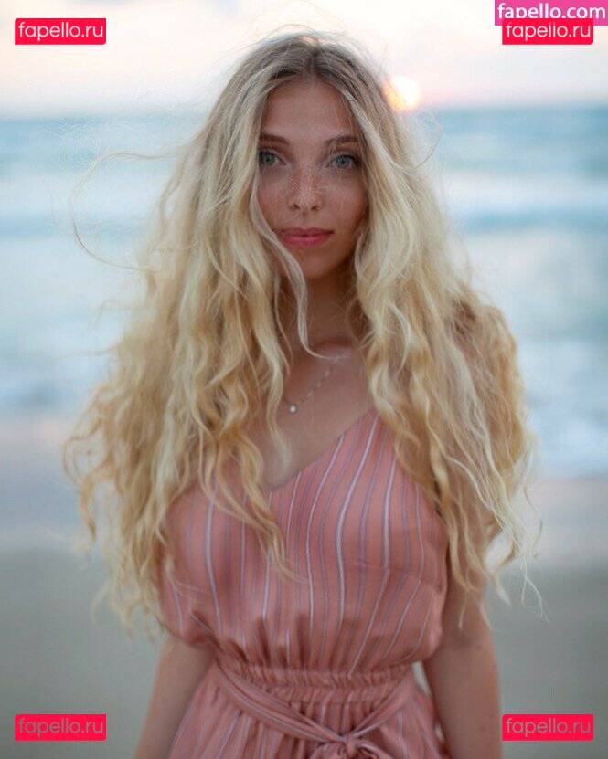 Tiny Miny Mo / tiny.miny.mo / tiny_miny Onlyfans Photo Gallery 