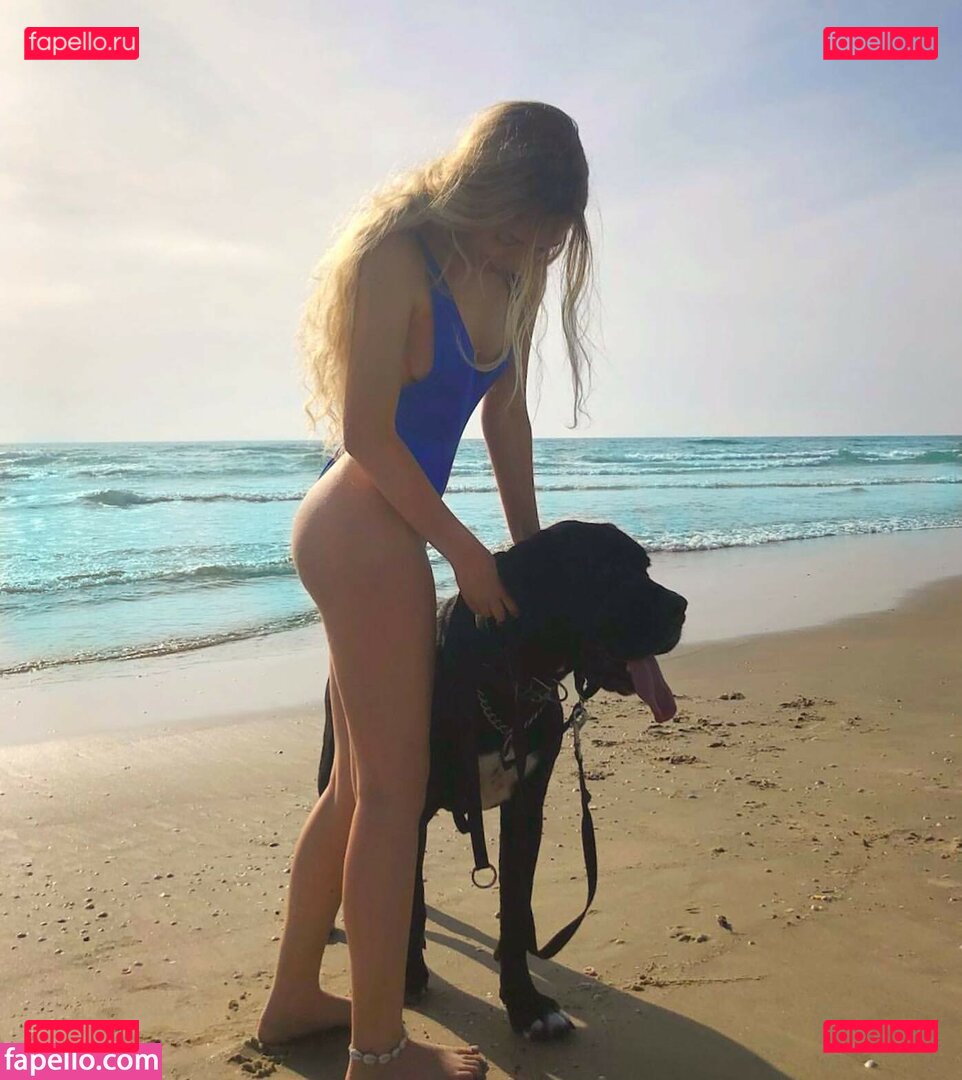 Tiny Miny Mo / tiny.miny.mo / tiny_miny Onlyfans Photo Gallery 