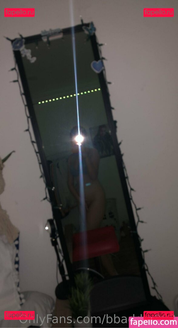 bbaddie003 / theeebaddieb Onlyfans Photo Gallery 