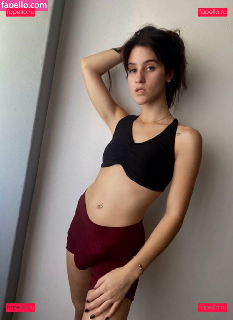 calirainxo Onlyfans Photo Gallery 