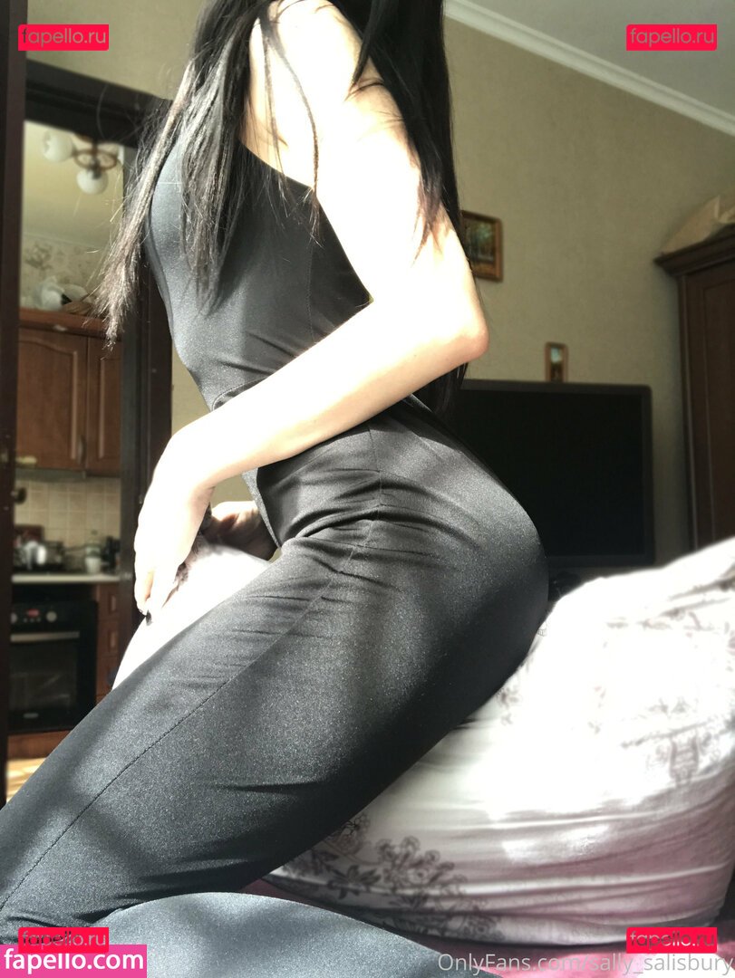 rolypolytroll / sally_salisbury Onlyfans Photo Gallery 