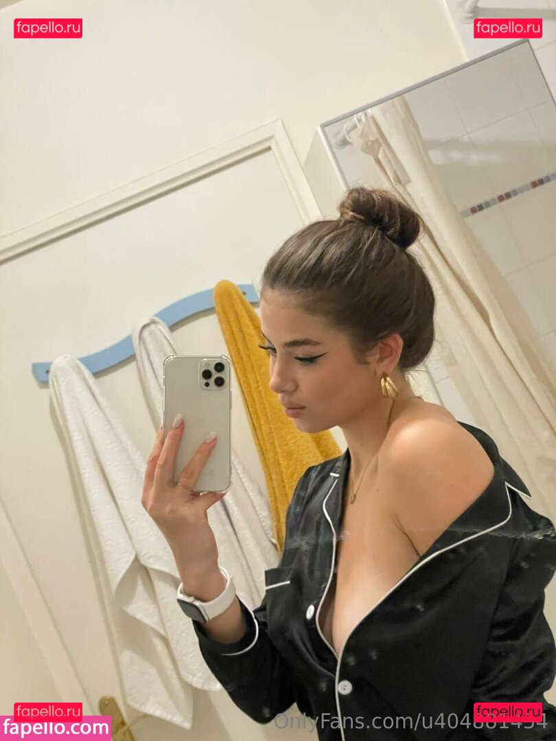 your_baby_model Onlyfans Photo Gallery 