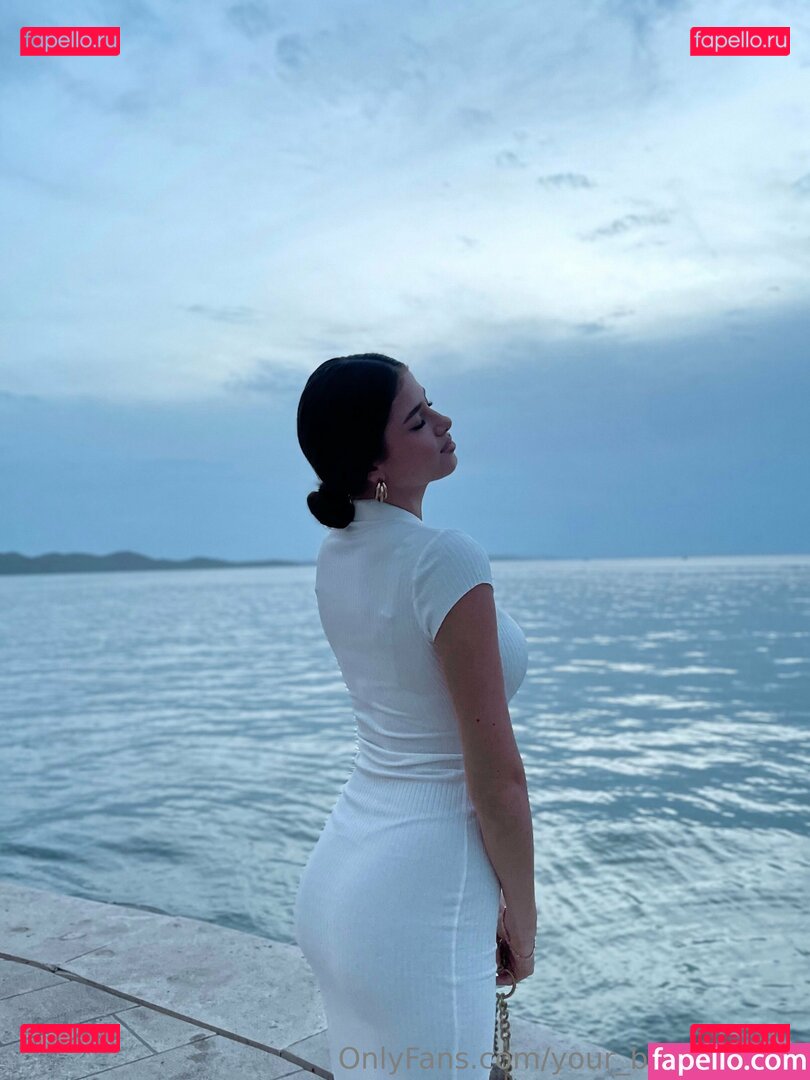 your_baby_model Onlyfans Photo Gallery 