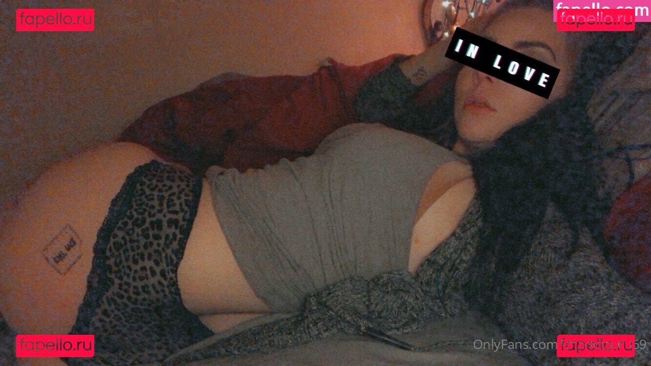 charlotte6869 / emily.hale6869 Onlyfans Photo Gallery 