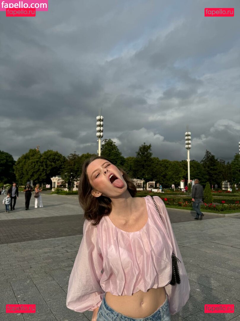 Julia Shashkina / Shashka.U / juliashashkina / sashka1990 Onlyfans Photo Gallery 