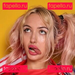 Kitty Marie / Kittymarie / atolavisuals / kiittymarie Onlyfans Photo Gallery 