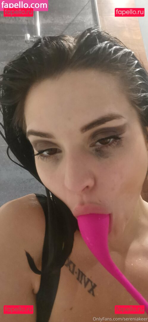 sereniakeer / sereniakeersk Onlyfans Photo Gallery 
