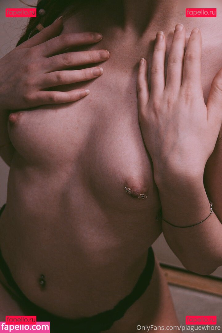 Plaguewhore Onlyfans Photo Gallery 