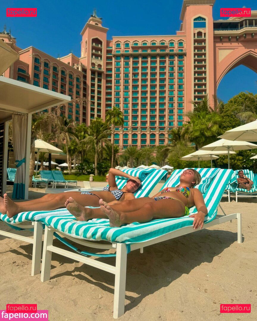 Rosie McClelland / rosiergm Onlyfans Photo Gallery 