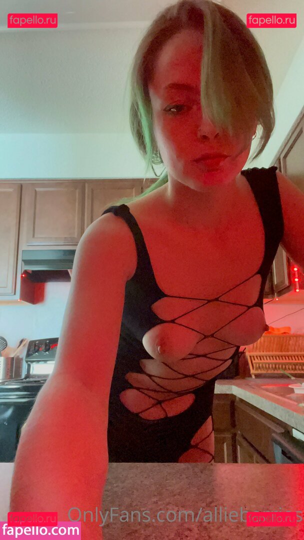 Allieberries / Buggybabyy / allieberry Onlyfans Photo Gallery 