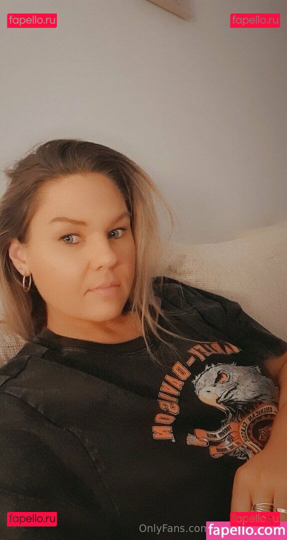 c_a_n_d_y_28 Onlyfans Photo Gallery 