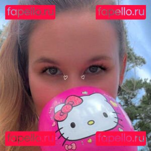 BumpinBaccas / Busty Lactating Milf / https: Onlyfans Photo Gallery 