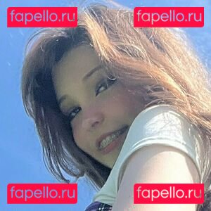 Belle Delphine / belledelphine / bunnybelledelphine / bunnydelphine / missingmiley Onlyfans Photo Gallery 