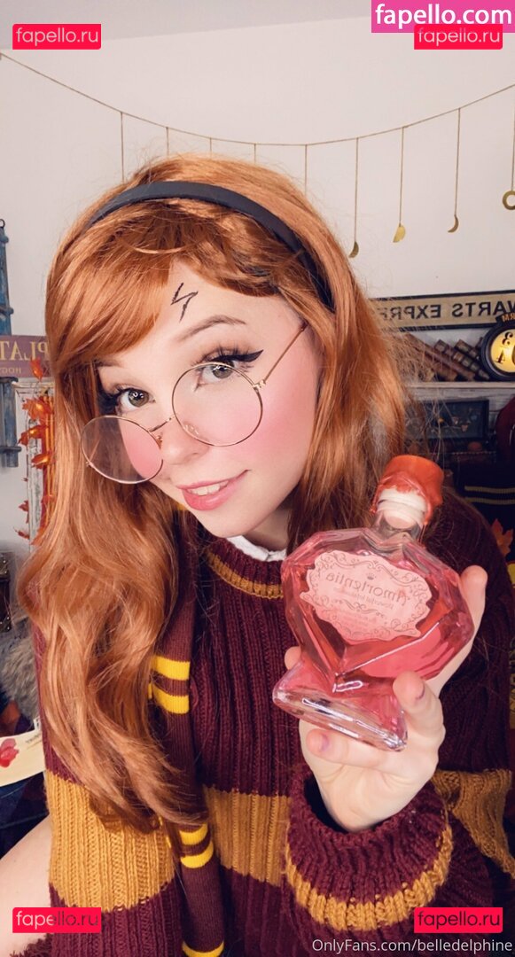 Belle Delphine / belledelphine / bunnybelledelphine / bunnydelphine / missingmiley Onlyfans Photo Gallery 