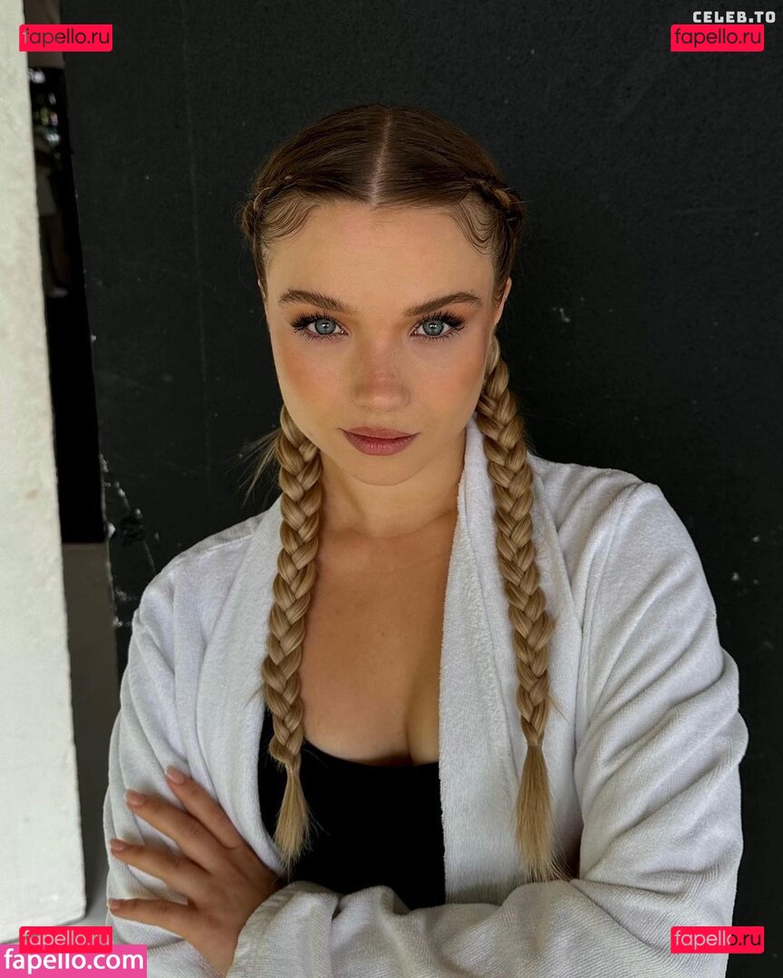Julia Beautx Nude Onlyfans Photo 12