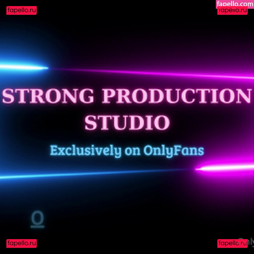 LilyStrongVIP / https: / lilystrong_ Onlyfans Photo Gallery 