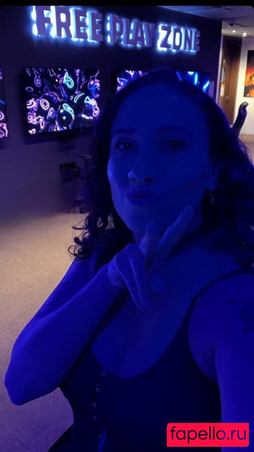 Ira Croft Nude Onlyfans Photo 5