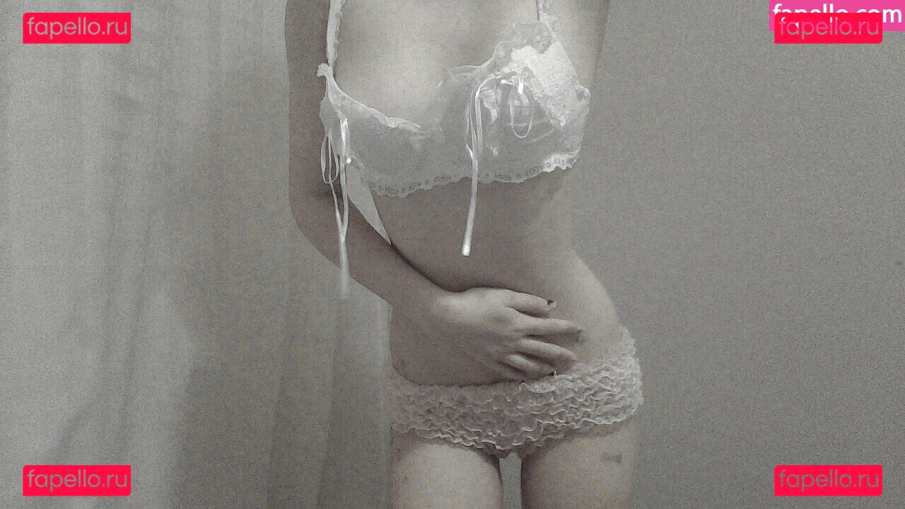 urstitched Nude Onlyfans Photo 72