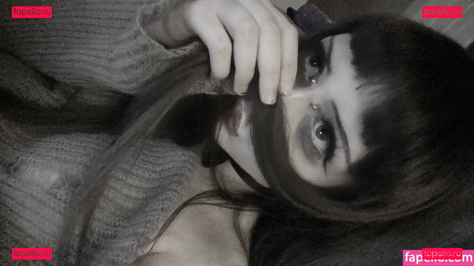 urstitched / veildose / vmvideo Onlyfans Photo Gallery 