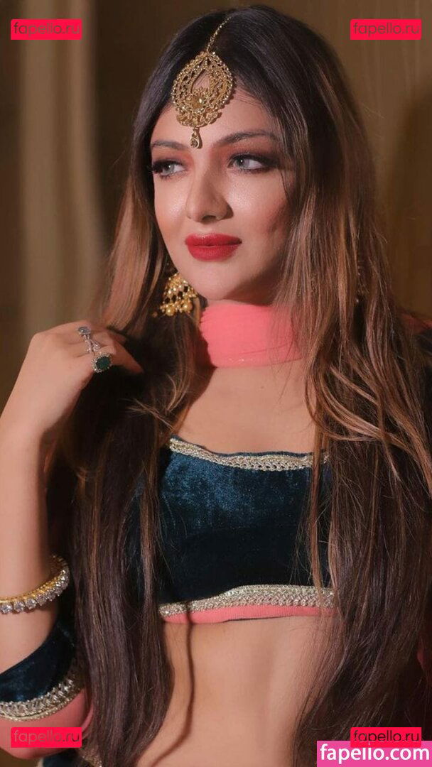 Khushi Mukherjee Onlyfans Photo Gallery 