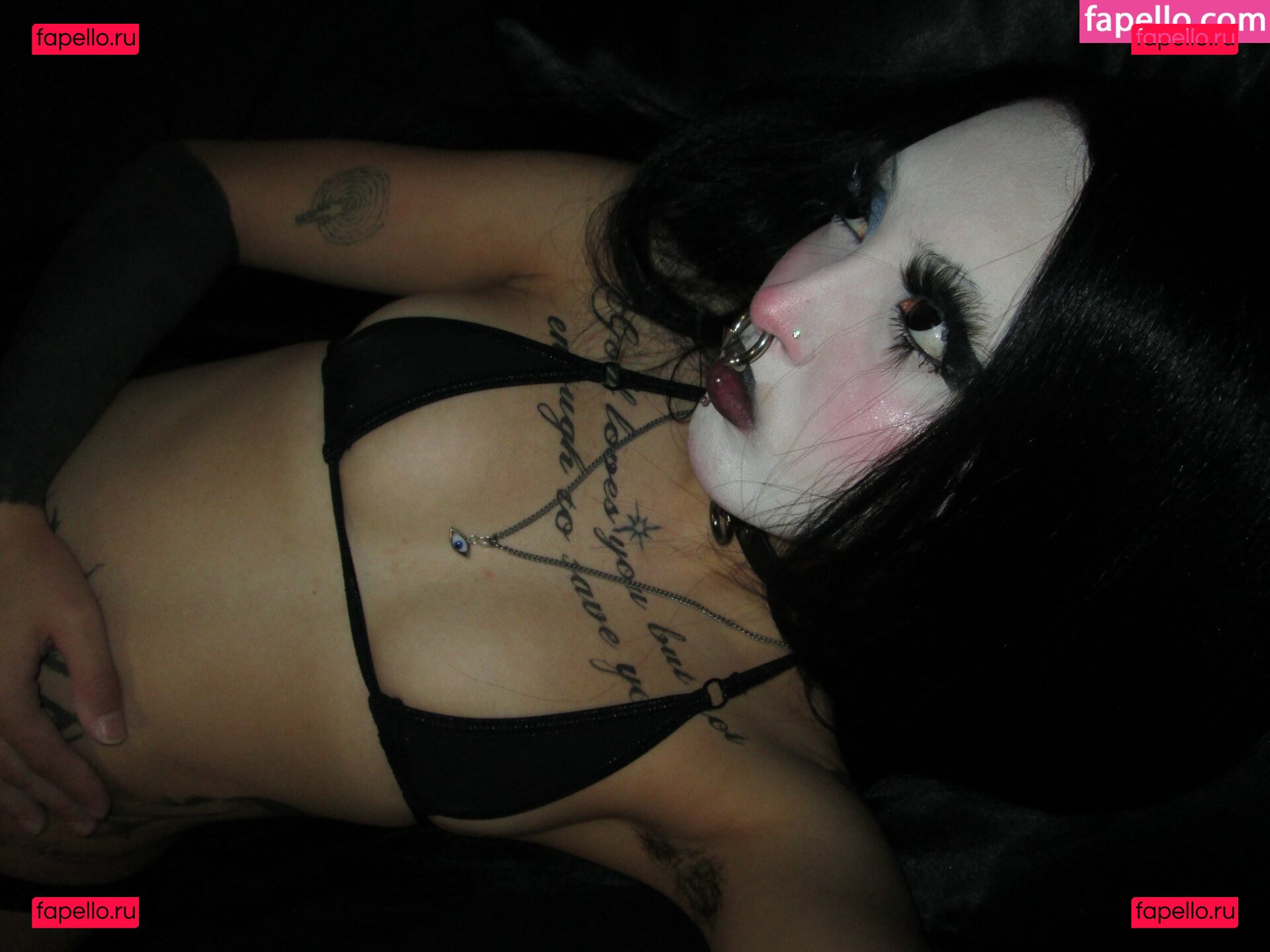 wuvmia / wuvvmia Onlyfans Photo Gallery 