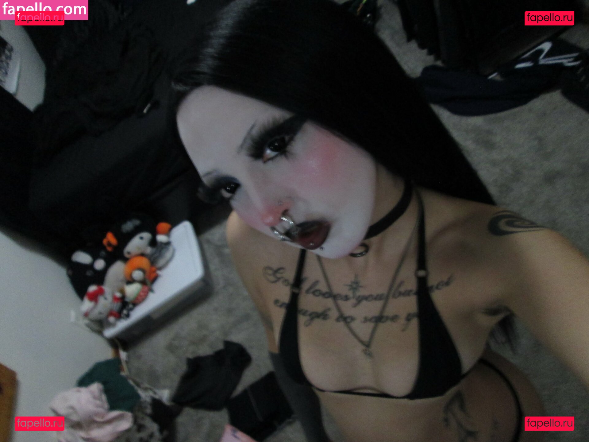 wuvmia / wuvvmia Onlyfans Photo Gallery 