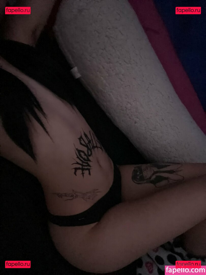 wuvmia / wuvvmia Onlyfans Photo Gallery 